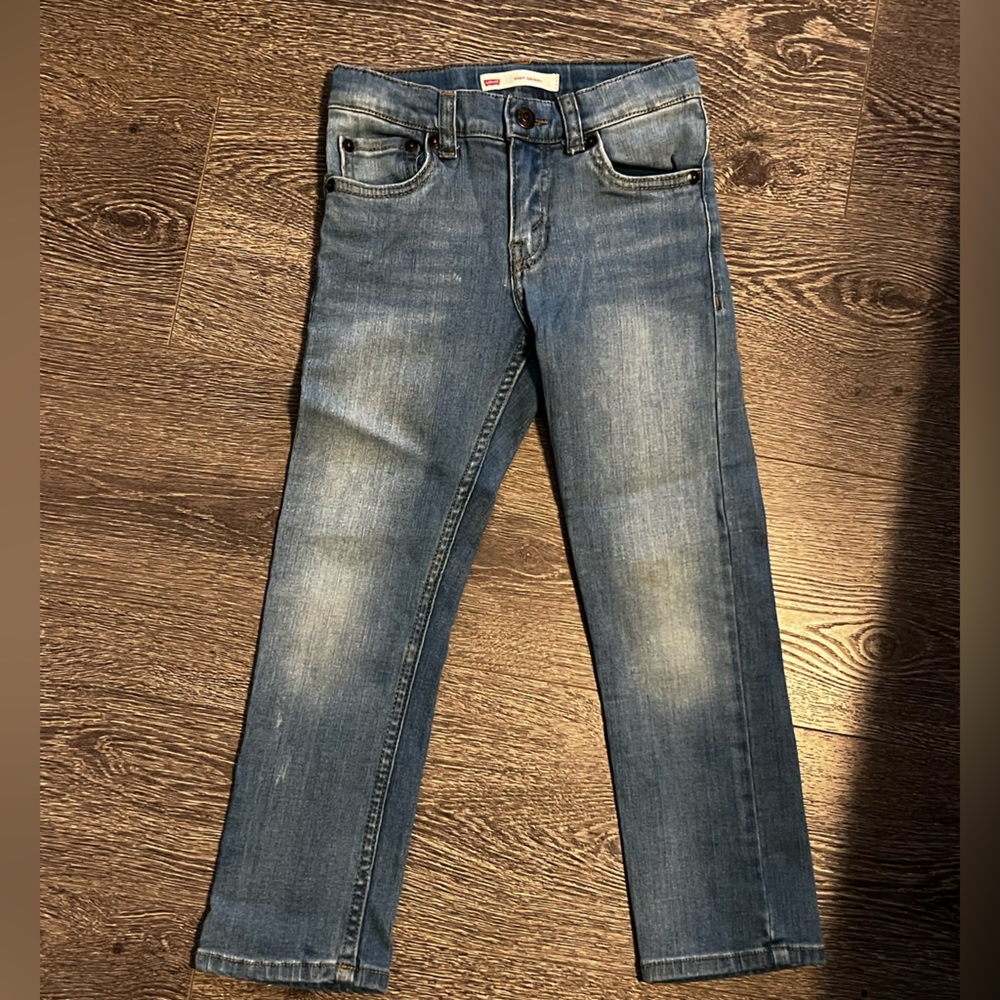 Barely worn Levi Girls Jeans - very soft with stretch size size 6